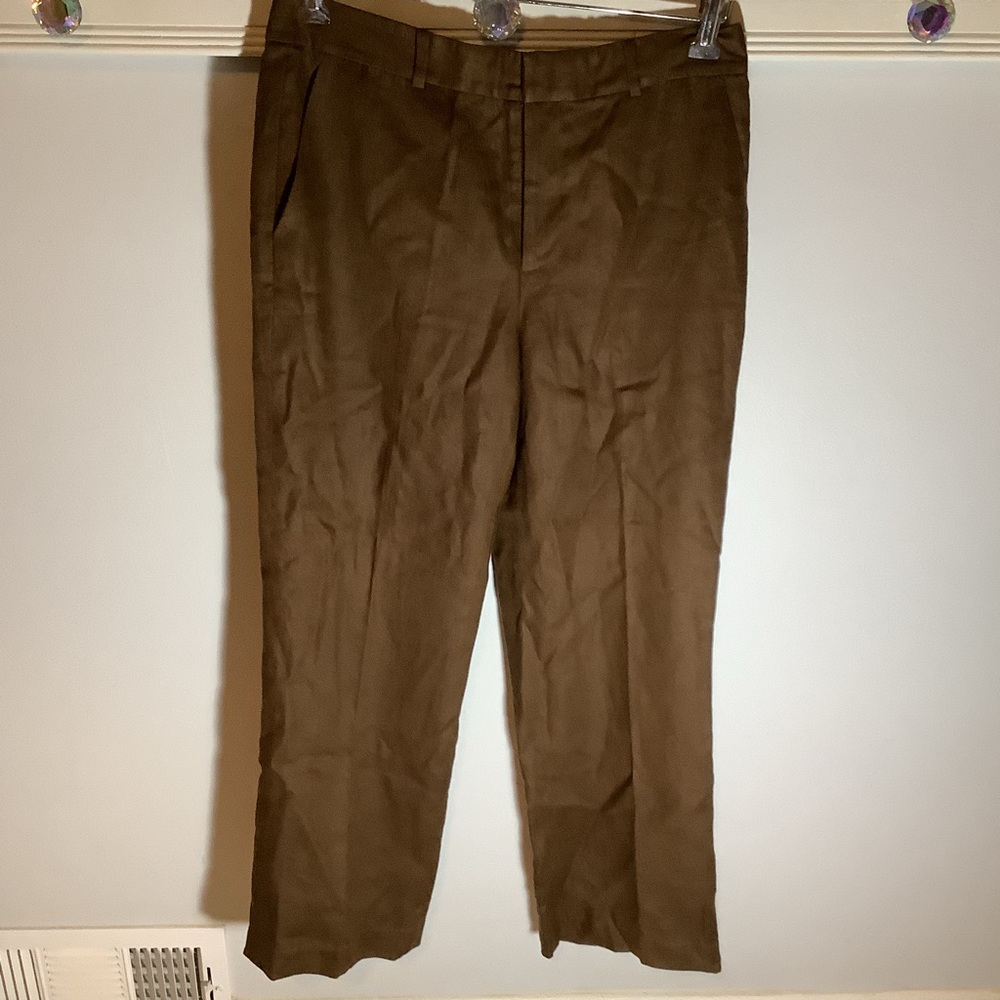 Womens linen pants fully lined inseam 29”. Waist 32” leg 91/2” wide